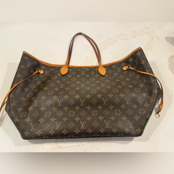 Louis Vuitton Handbags - Louis Vuitton NEVERFULL GM MONOGRAM